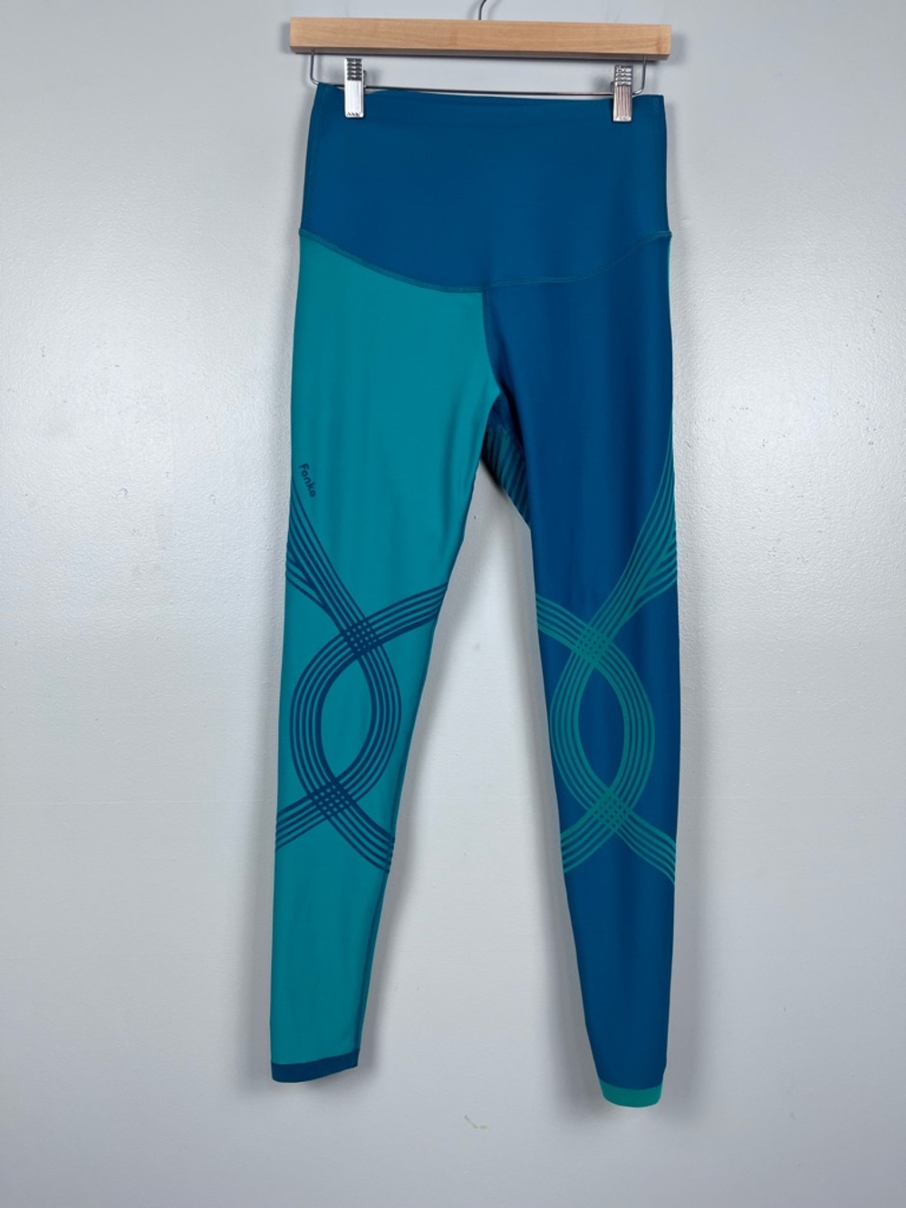 Fanka Women's Full Length Reversible Body Sculpt Cpmpression Leggings Size M